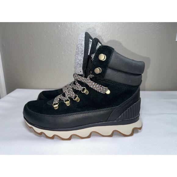NEW Sorel Kinetic Conquest 9.5 Black Waterproof Hiking Boots Women’s Gum NWT - Picture 3 of 12